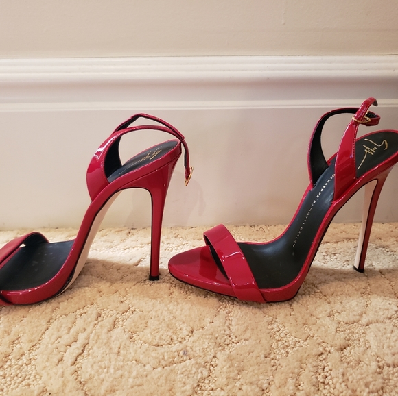 Red Heels - Picture 2 of 5